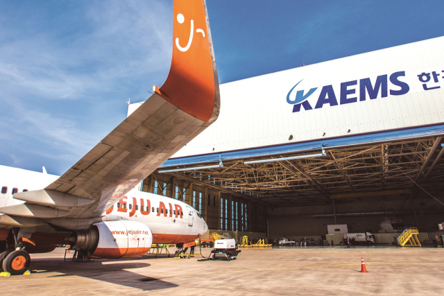 제주항공 보잉 B737기가 MRO(정비)를 위해 경남 사천시 한국항공공서비스(KAMES)에 도착한 모습. 사천시 제공
