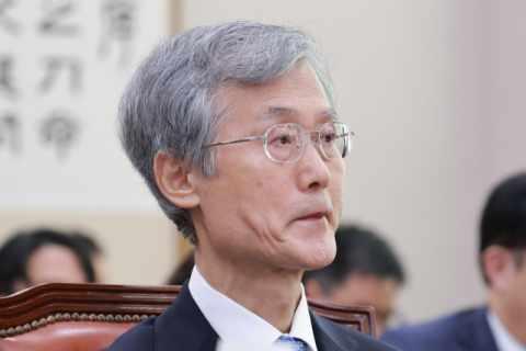 ‘선서 거부’ 조희대에 법사위 충돌…호남 반도체·ETF 등 국감 첫날 곳곳서 격전