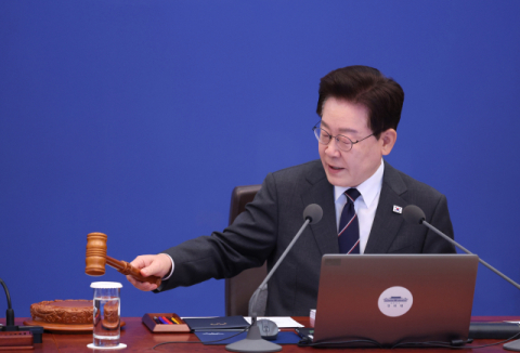 ‘반쪽 출범’ 중수청에 李 “여야 없이 엄정 수사”