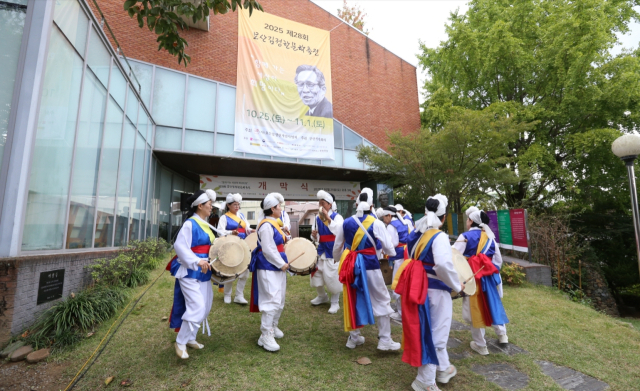 24일 요산김정한문학축전이 개막한다. 사진은 지난해 행사 모습. 요산김정한문학관 제공