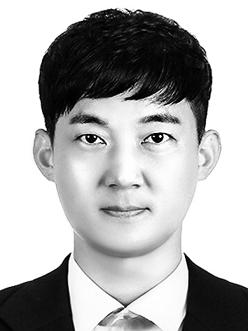 [데스크 칼럼] 금융 사막화와 오아시스