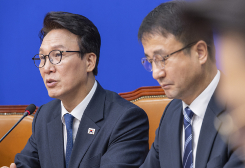 與, 김건희 추가 구속에도 “조희대 국조 12월 초 진행”…野 “스토킹 폭력”